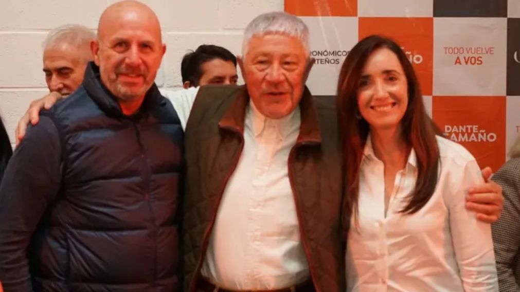 Al encuentro también asistieron dirigentes políticos del PRO, además de sindicalistas.