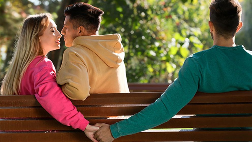 Según la astrología, hay 3 signos zodiacales que sufrirán una máxima traición por parte de alguno de sus seres cercanos (Imagen ilustrativa).