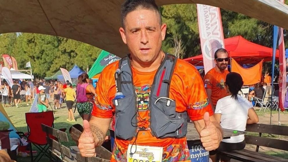 Germán Galiano suele correr maratones.