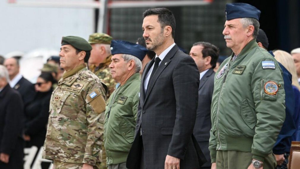 Luis Petri viajará a Santa Cruz en las próximas horas.