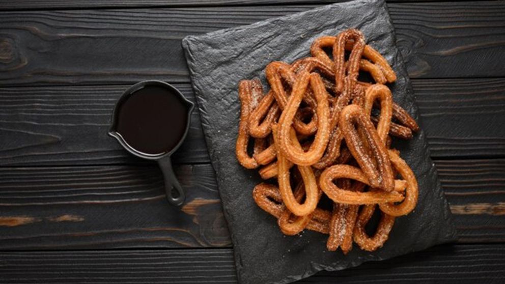 Receta fácil y rápida de churros rústicos.