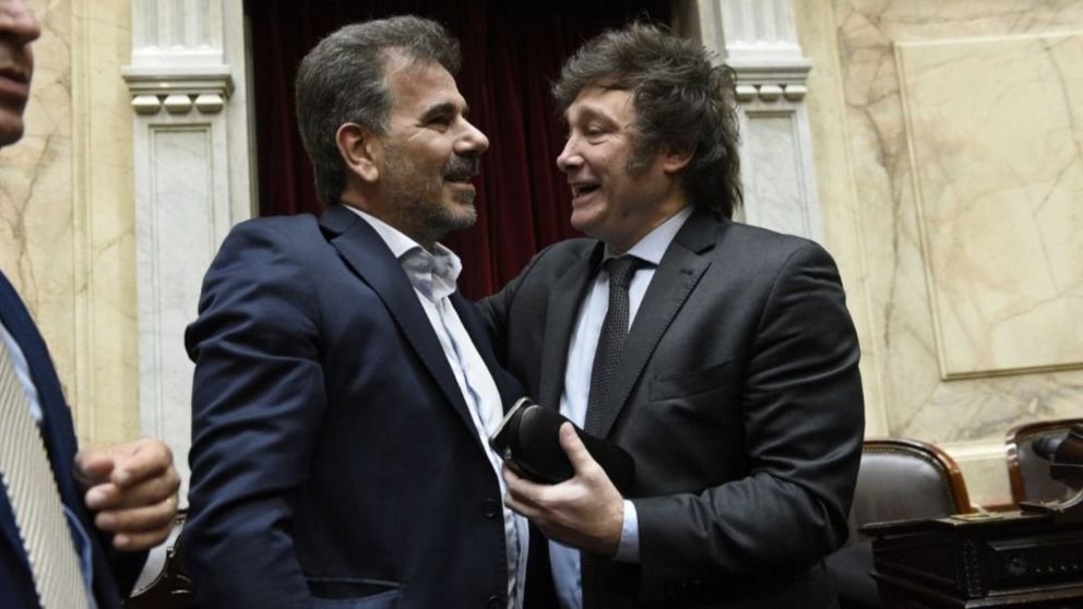 El gobierno celebró la media sanción a la Ley Bases y agradeció a aliados y dialoguistas.