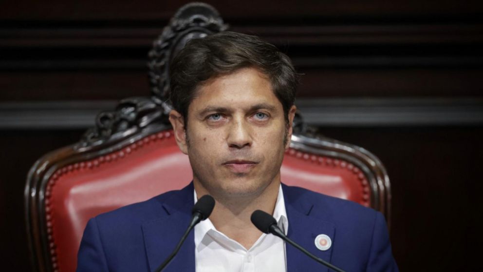 Por unas horas, Axel Kicillof delegó el mando en la provincia de Buenos Aires para cumplir una actividad en Uruguay.