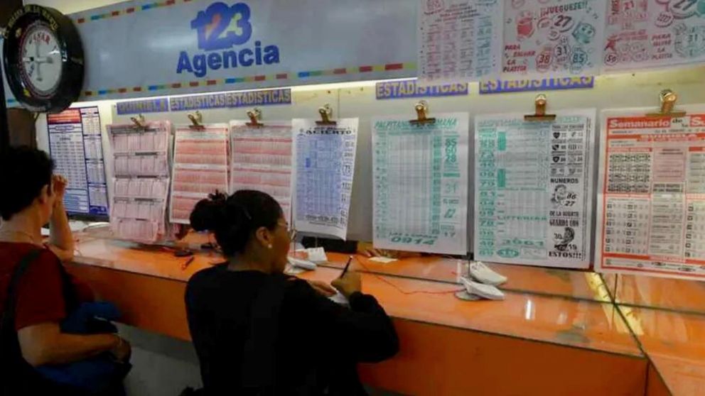 Hombre ganó mas de 40 palos en la quiniela.