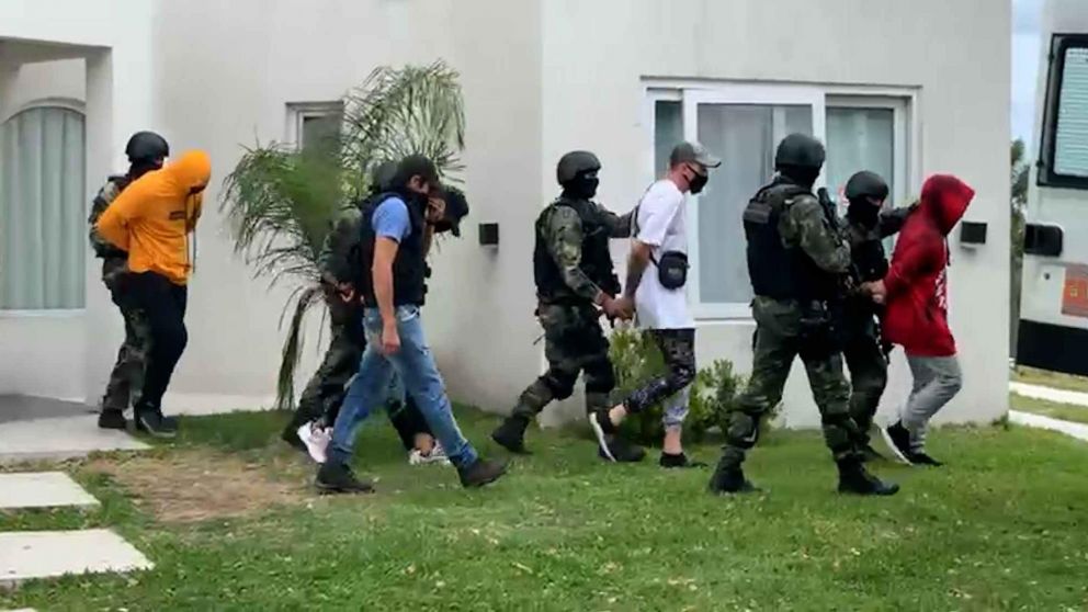 Condenan a Yao Cabrera a 4 años de cárcel por los delitos de "trata de personas con fines de explotación sexual y laboral, y reducción a la servidumbre".