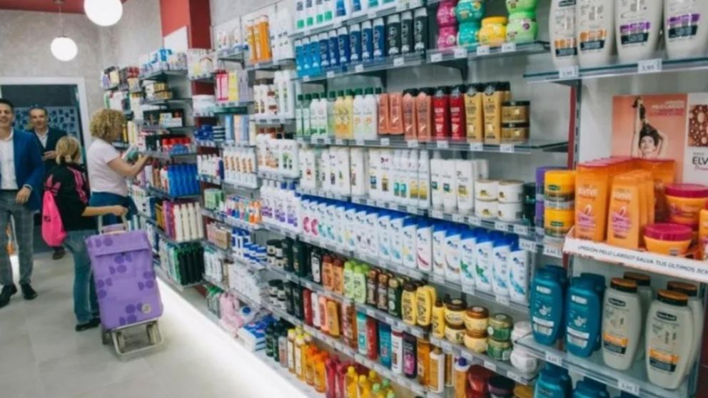 Alertan sobre aumentos de 20% en perfumerías en los últimos 30 días (Archivo).
