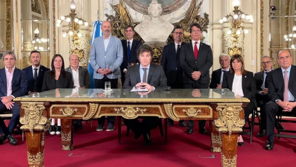 Javier Milei hará anuncios por cadena nacional desde la Casa Rosada.