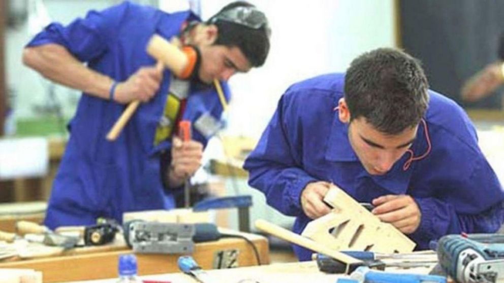 El empleo registrado cayó 0,3 por ciento con relación a enero (Imagen ilustrativa).