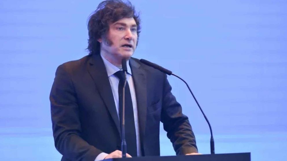 "Así se mueve la casta": Javier Milei sobre el aumento en el Senado.