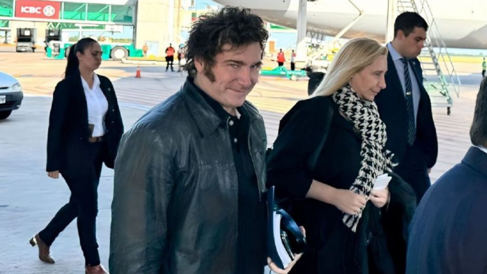 Javier Milei irá acompañado de Karina Milei al Foro del Llao Llao.