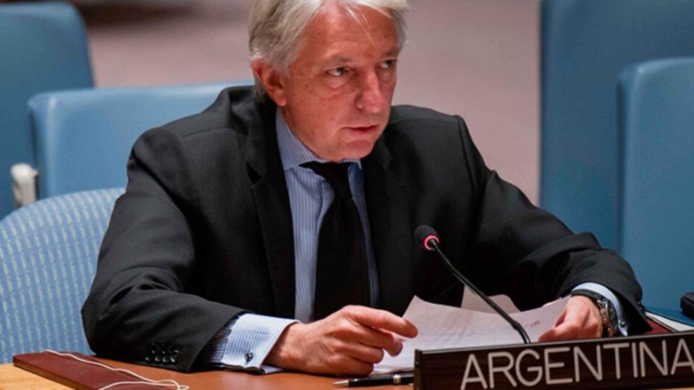 Javier Milei designó a Carlos Foradori como representante permanente de la Argentina ante los Organismos Internacionales en Suiza.