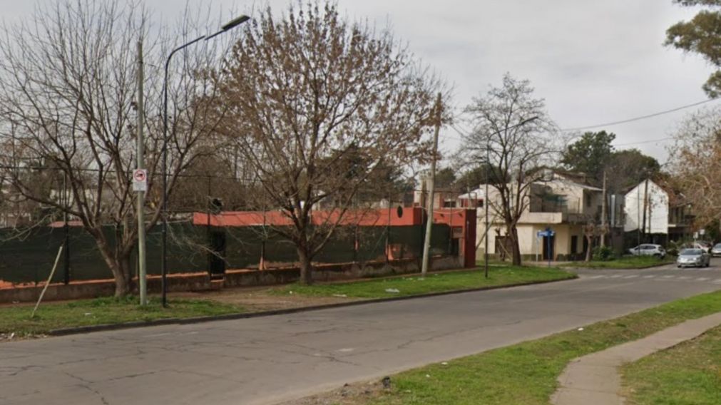 Acá, en este vecindario, se produjo el intento de asalto en perjuicio de la víctima.