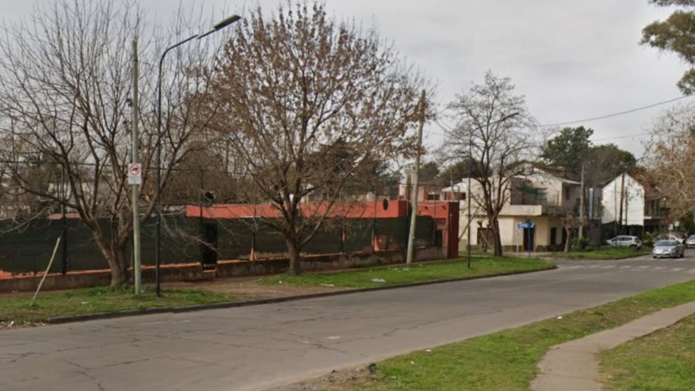 Acá, en este vecindario, se produjo el intento de asalto en perjuicio de la víctima.