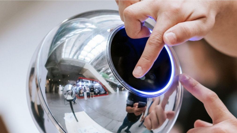 La empresa Worldcoin es investigada por el uso y almacenamiento de datos biom�tricos recolectados de los rostros y ojos de usuarios argentinos (Imagen ilustrativa).