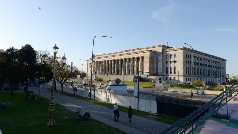 Autoridades universitarias repudiaron el “congelamiento” presupuestario. (Crónica/Nahuel Ventura)