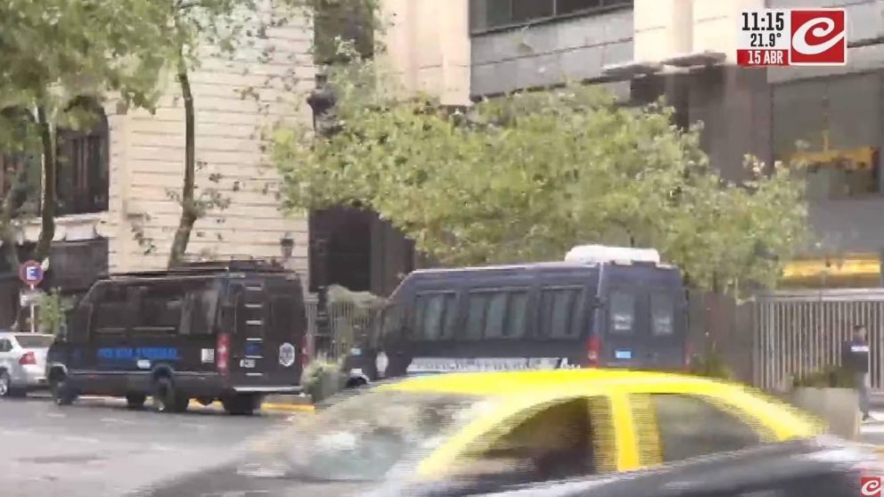 La Policía Federal declaró el alerta naranja (Crónica HD).