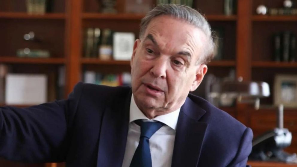 Pichetto dijo que la nueva versión de la ley Bases “tiene más chances de ser aprobada” en la Cámara Baja.