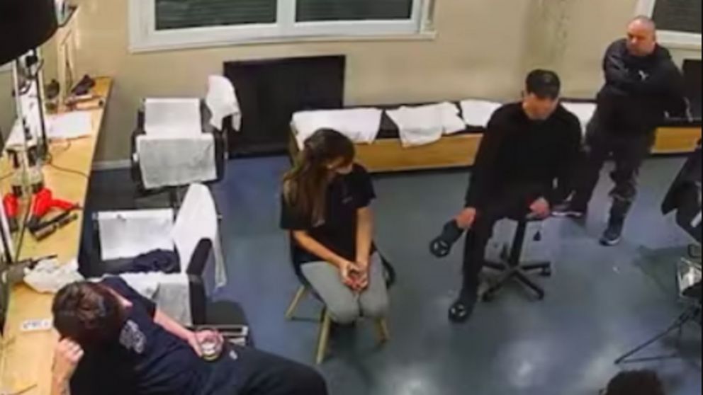 Minutos antes del crimen en la peluquería.