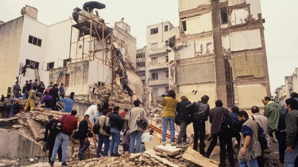 La Justicia determinó que los atentados a la AMIA y a la Embajada de Israel fueron ordenados por Irán y ejecutados por Hezbollah.
