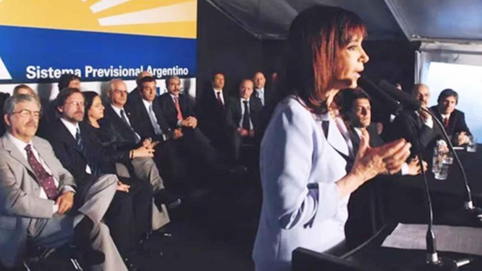 Revés legal para Argentina: tribunal internacional falla contra la nacionalización de las AFJP