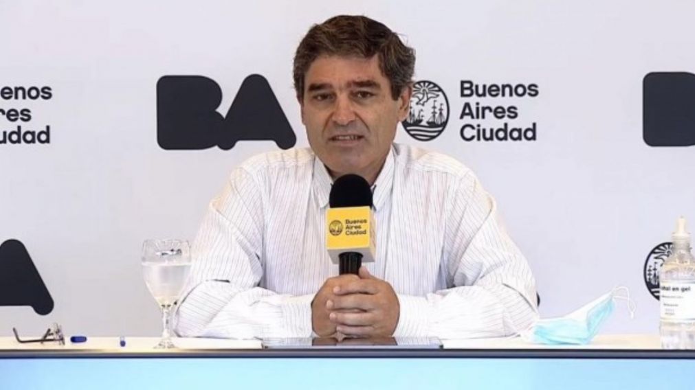 Quirós consideró que la vacuna contra el dengue se debe aplicar “donde hay circulación permanente del virus”.