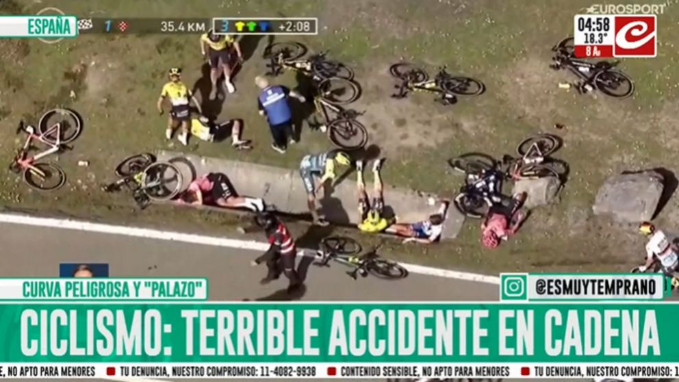 Terrible accidente en cadena deja a varios ciclistas fracturados