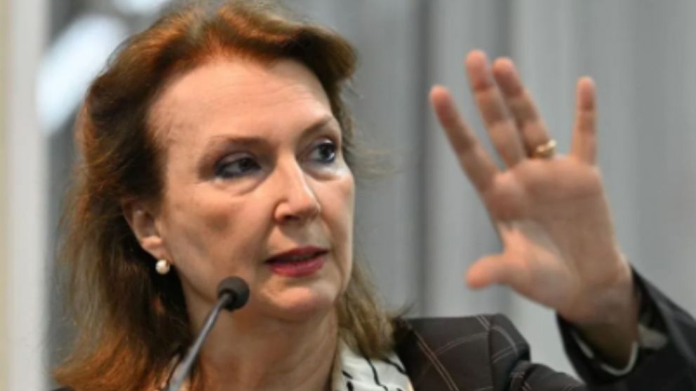 La Cancillería condenó el ingreso de la policía ecuatoriana a la embajada de México.