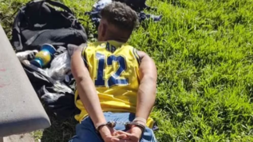 El hombre fue detenido por la Policía Federal.