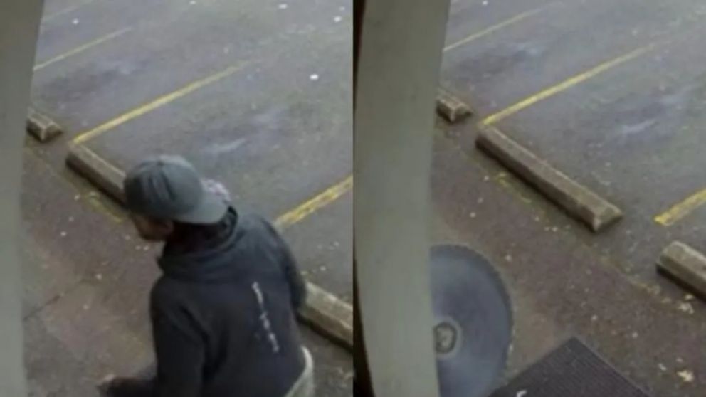 Un hombre se salvó de milagro de morir atravesado por una sierra que estaba fuera de control (Imagen captura vídeo).