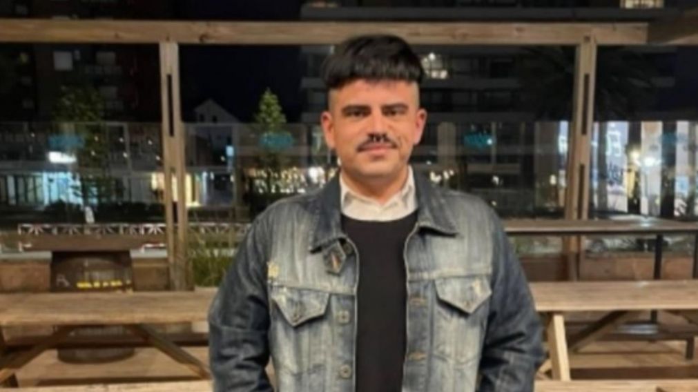 Este era el chef Nicolás Eduardo Tapia Páez, quien fue asesinado a cuchilladas en su vivienda.
