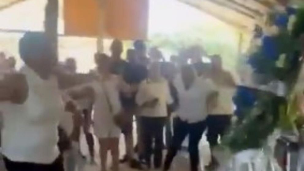 Conmoción en un casa velatoria de República Dominicana (Twitter).