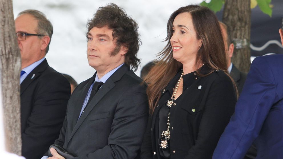 El presidente Javier Milei pidió analizar con "espíritu crítico" el período de la última dictadura.