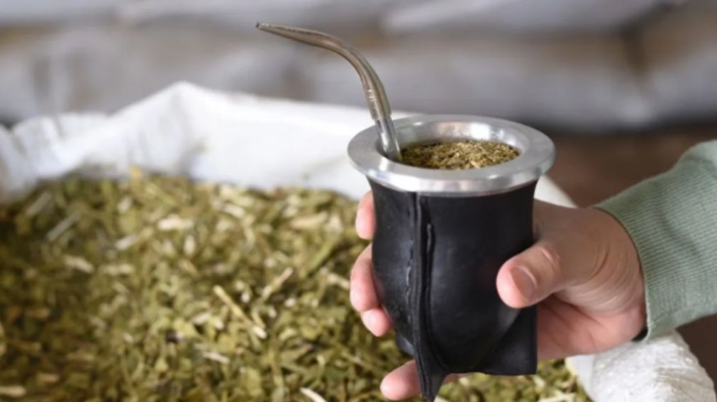 El precio de la yerba podría dispararse en el mes de abril.
