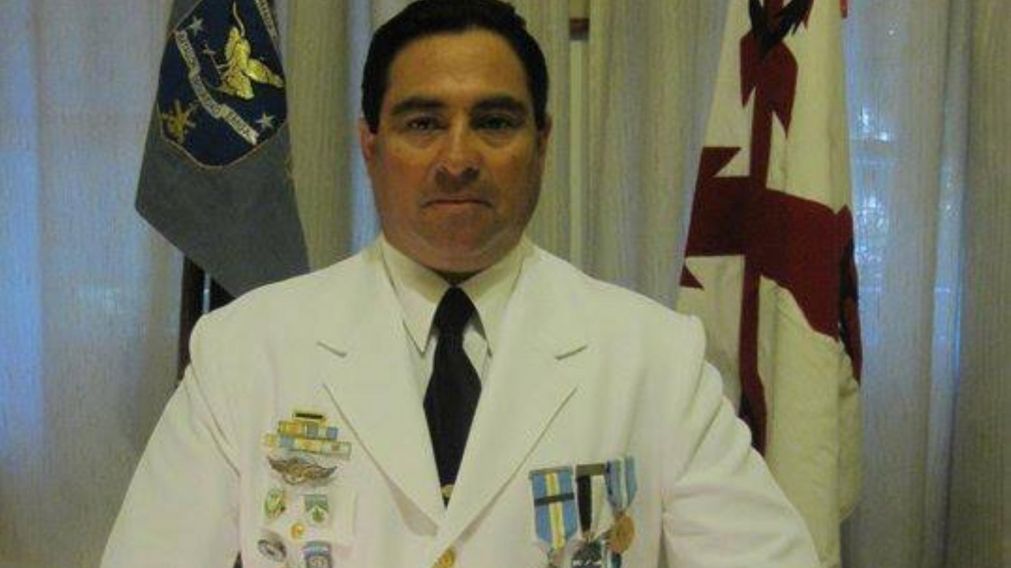 Ricardo Akins, de 64 años, fue asesinado de un disparo en la cabeza.
