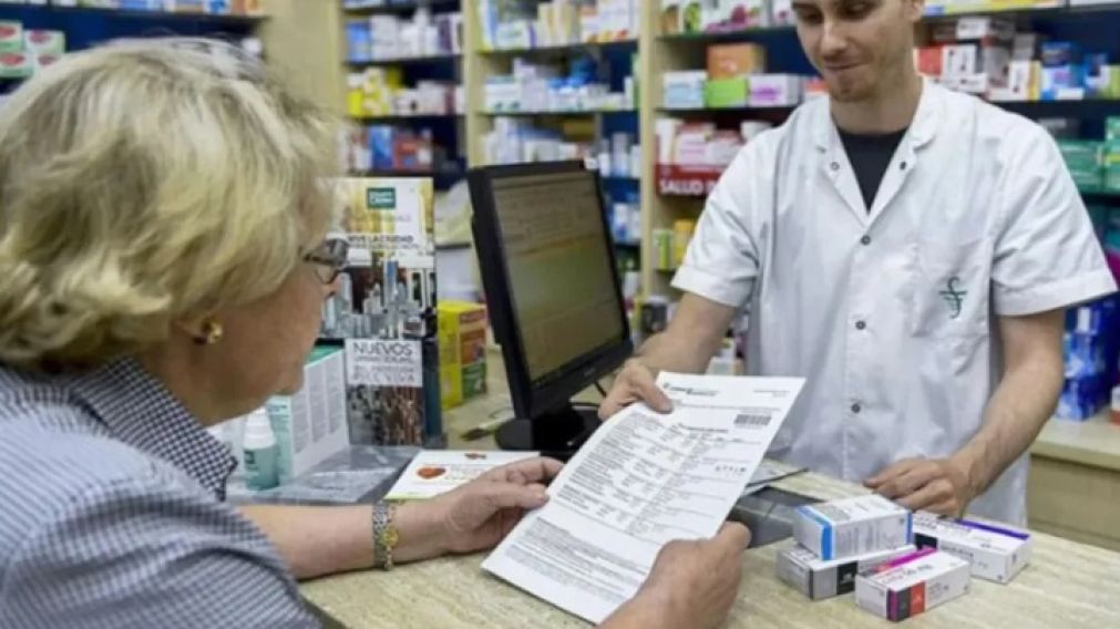 PAMI seguirá con el plan de medicamentos gratis: cómo es el acuerdo