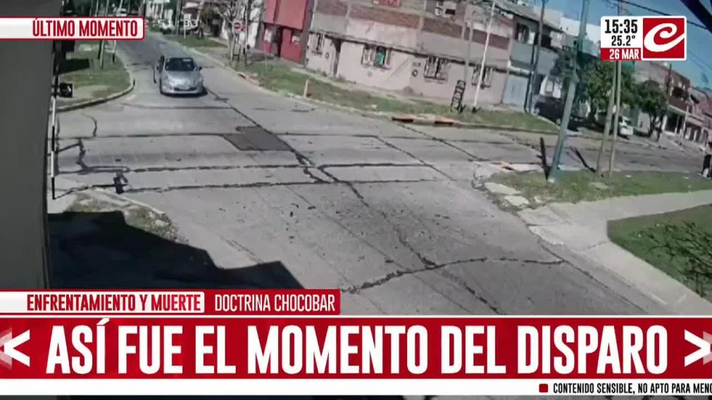 Así policía retirado eliminó a ladrón que se paró frente a su auto.
