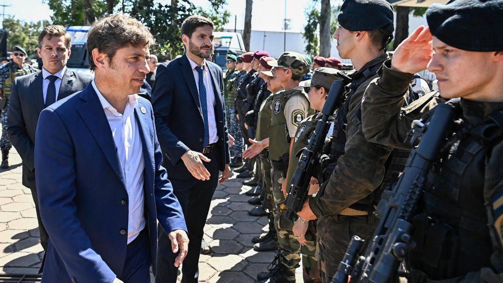 Kicillof y Pullaro firmaron un convenio de asistencia recíproca en materia de seguridad..