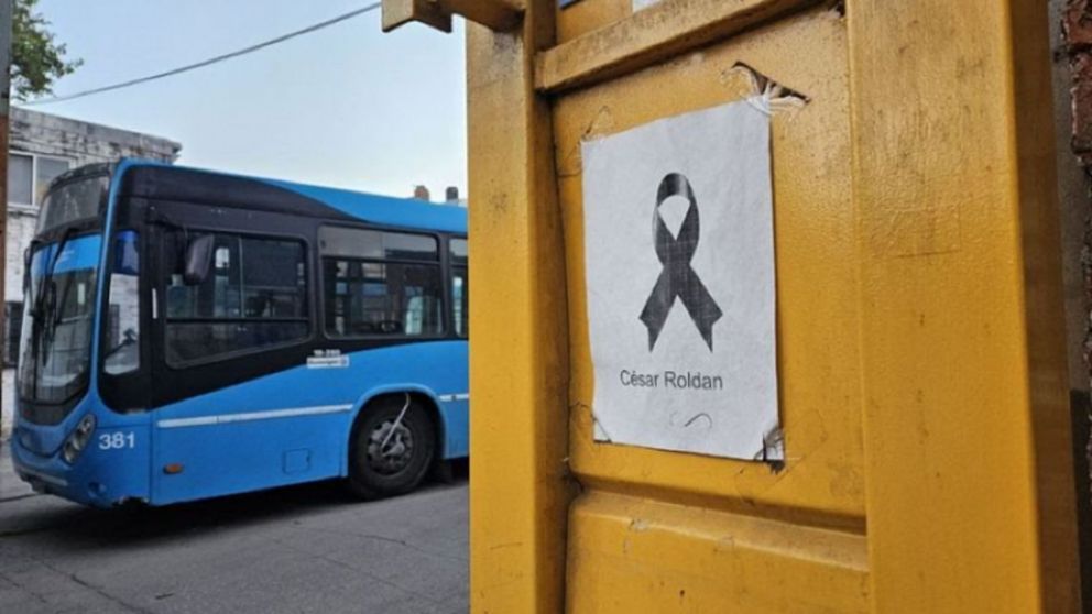 “Hoy uno menos”: la macabra nueva amenaza en Rosario contra una línea de colectivos