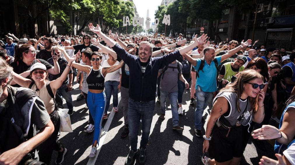 Máximo Kirchner criticó el video del Gobierno por el Día de la Memoria.