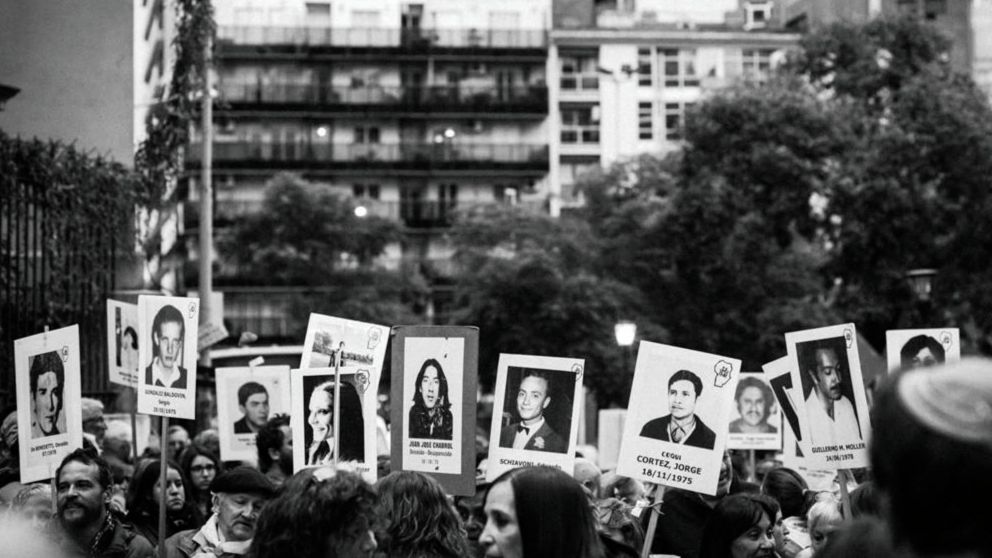 Día de la Memoria: el Equipo Argentino de Antropología Forense lanzó una nueva campaña de identificación.