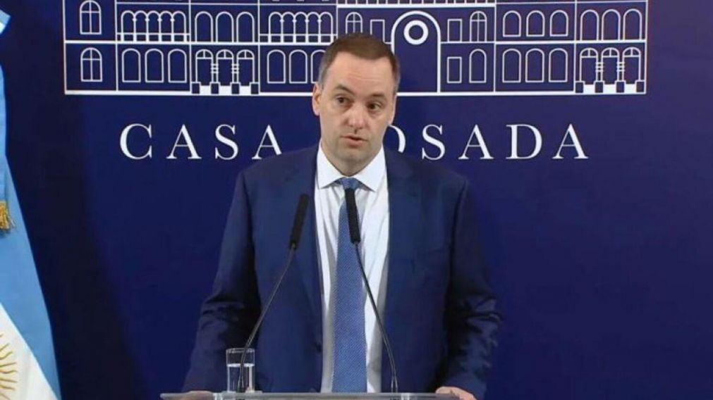 Manuel Adorni, en su habitual conferencia de prensa.