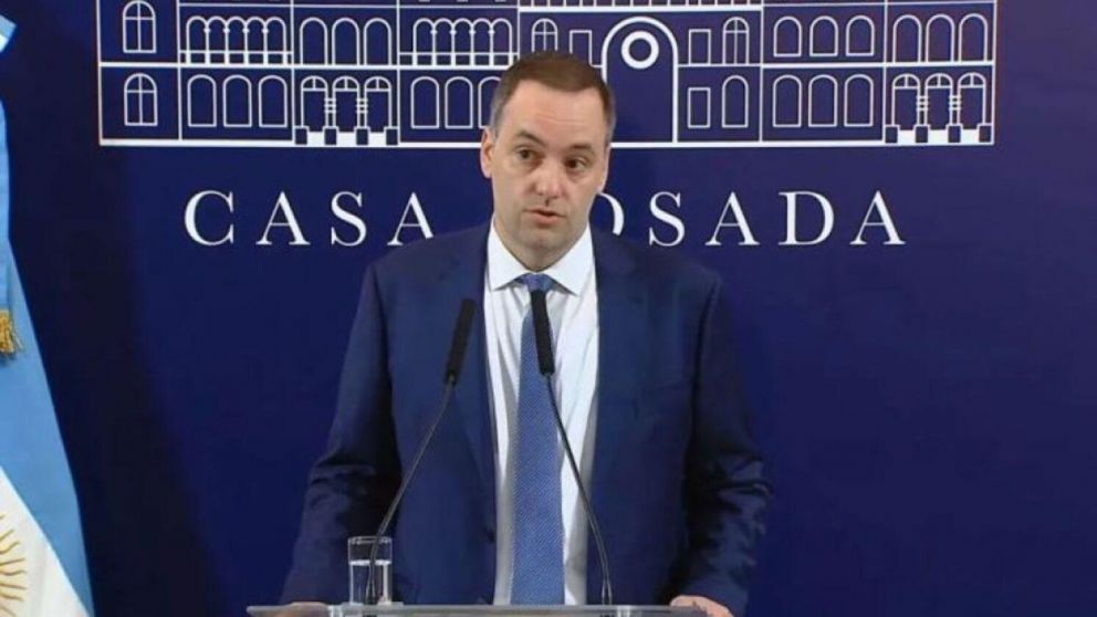 Manuel Adorni, en su habitual conferencia de prensa.