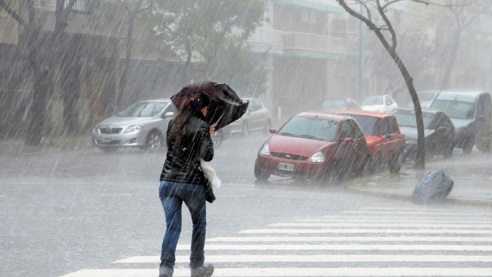Buenos Aires, bajo alerta meteorológica naranja por tormentas: ¿Hasta cuándo siguen?