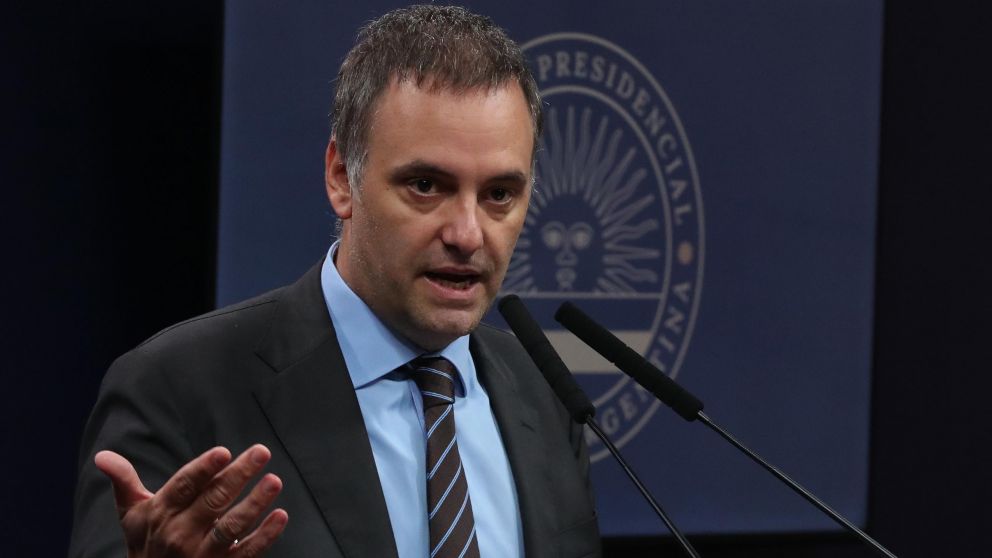 Adorni indic� que la nueva f�rmula de movilidad jubilatoria no saldr� por DNU "por ahora".