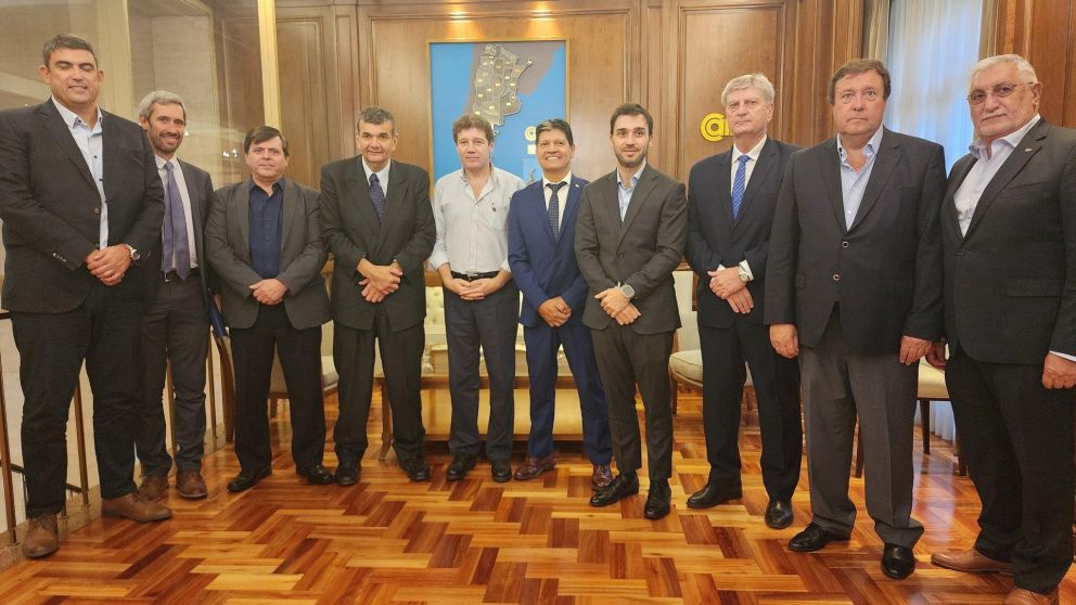Gobernadores patagónicos en el Consejo Patagónico de Desarrollo Económico organizado por CAME.