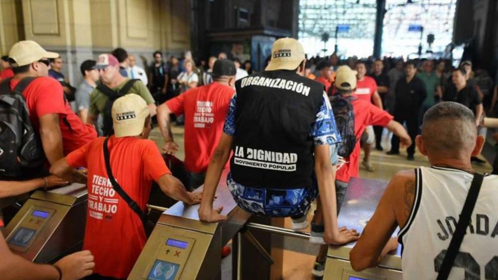 El primer molinetazo fue contra las medidas del presidente Javier Milei.