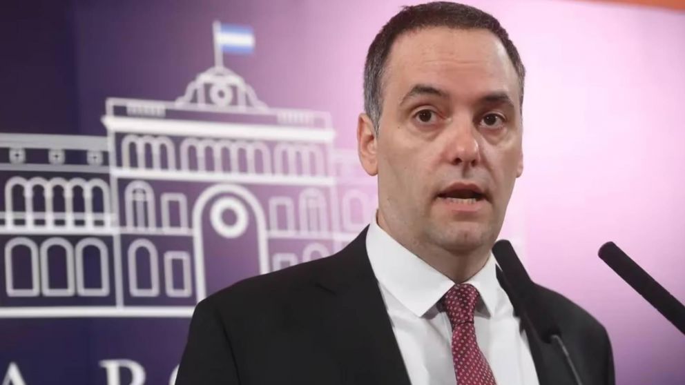 El Gobierno defendi� los tarifazos: "Un cuarto de siglo de populismo no es gratis".