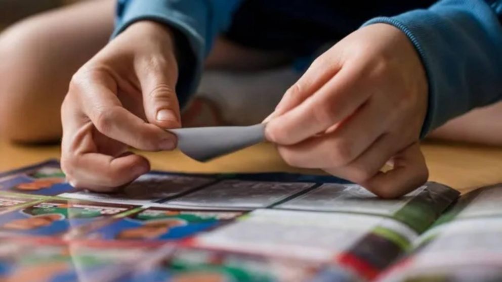 �Sigue pegando! A 100 d�as de la Copa Am�rica, furor por las nuevas figuritas y la imagen de Messi con las 3 estrellas.