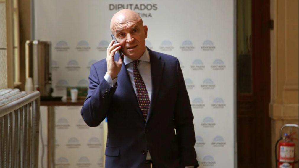 Espert opinó sobre cómo tratar la violencia narco en Rosario.