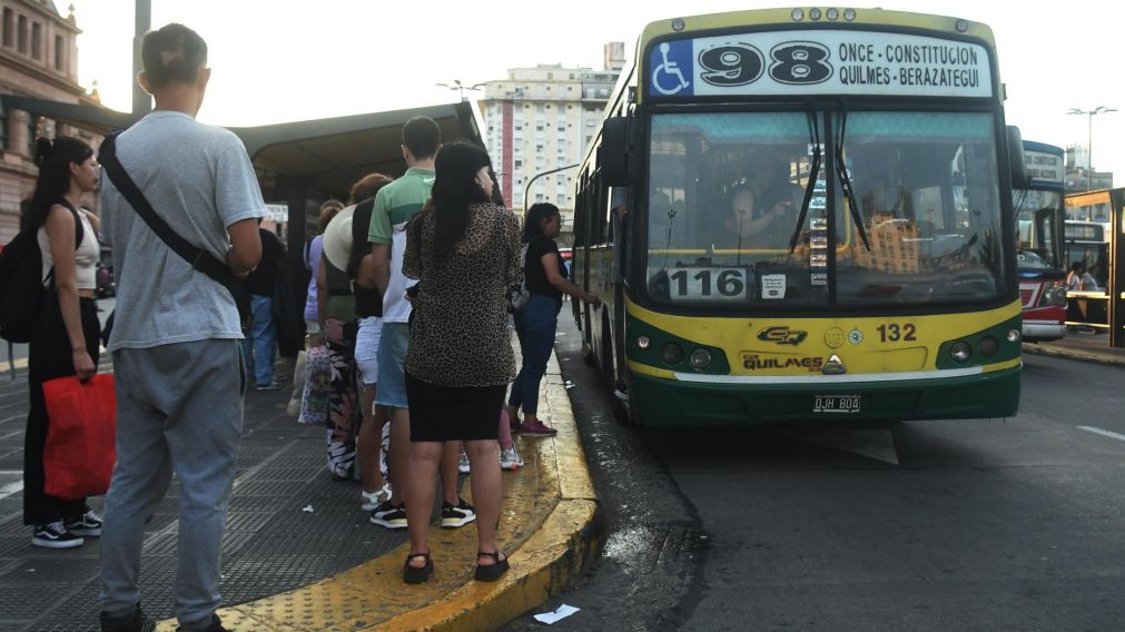 Paro de colectivos en el AMBA: ¿Cuáles son las líneas que se verán afectadas?